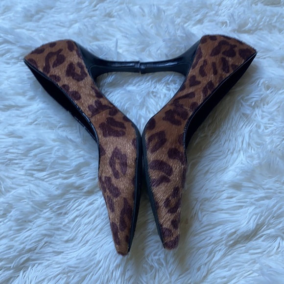 Predictions Comfort Plus Cheetah Fur Pointed Toe - Picture 6 of 13